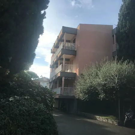La Casa Di Carlo بورديغيرا